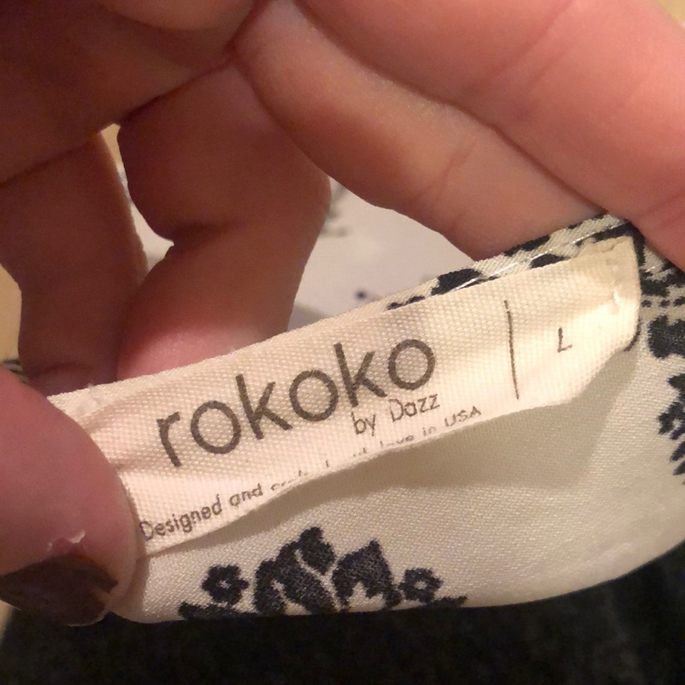 Patterned Romper - Picture 4 of 4